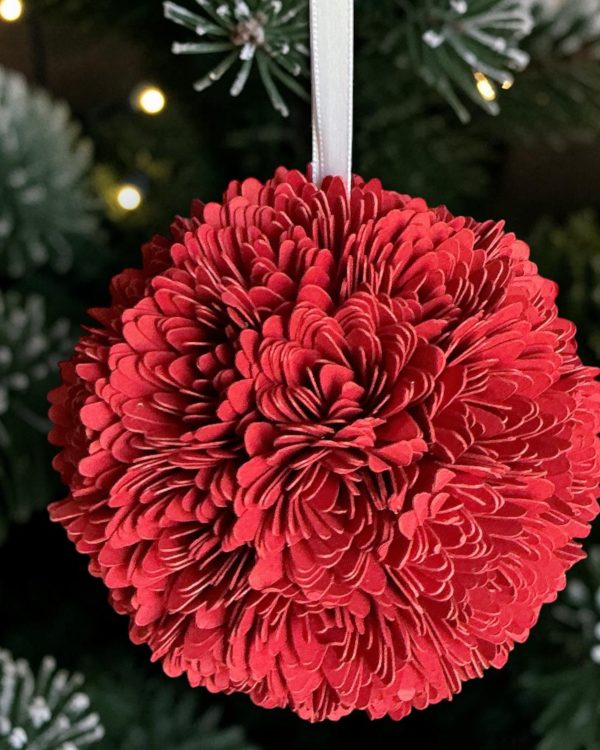 Red Chrysanthemum w/white ribbon, 3"