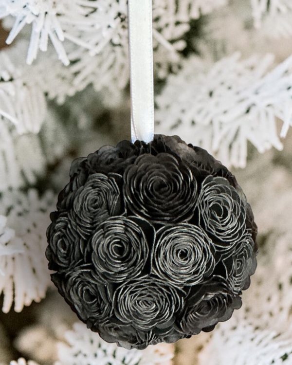 Black Lisianthus Ornament w/white ribbon, 2.5"