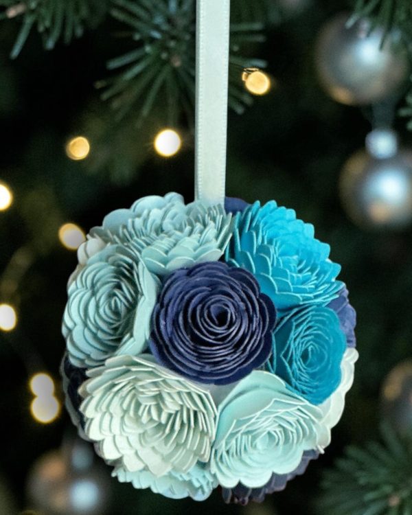Variegated Blue Ornament w/white ribbon, 3"