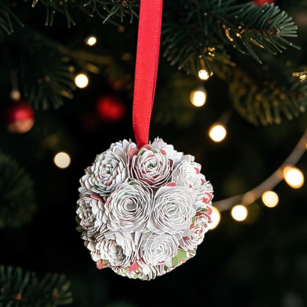 Variegated Red/Green Dahlia Ornament w/red ribbon, 2"